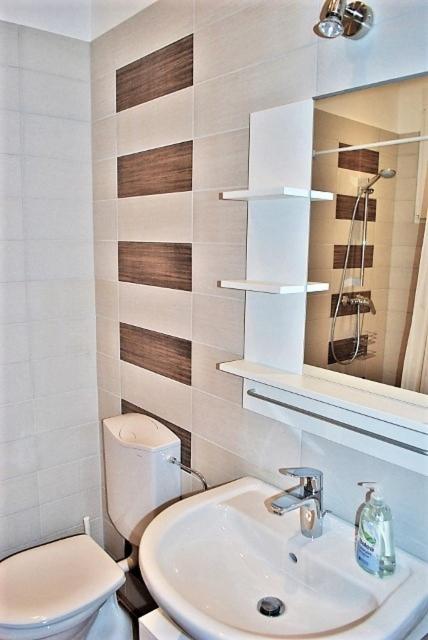 Orangehomes Kalvin Sq 2 Bedroom Apartment Budapest Eksteriør billede