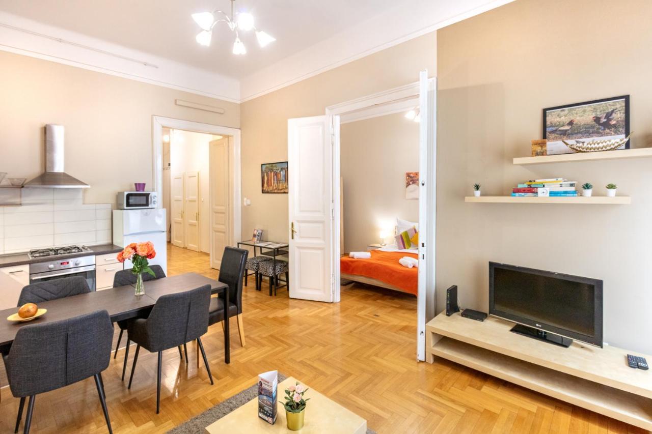 Orangehomes Kalvin Sq 2 Bedroom Apartment Budapest Eksteriør billede